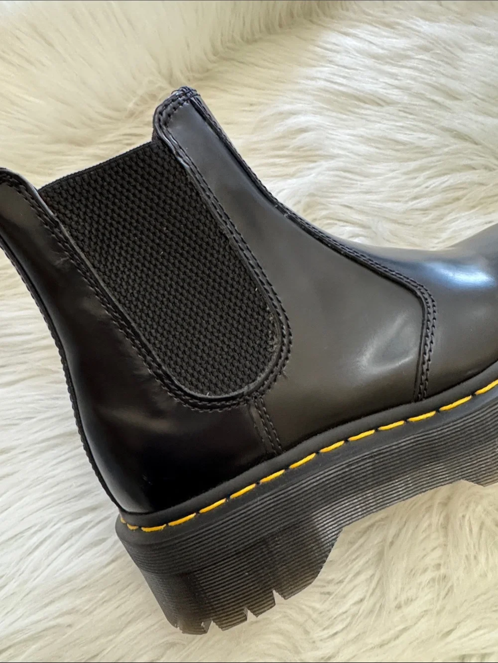 Dr Martens 2976 Quad Smooth Leather Black Platform Chelsea Boot Size USL 8/USM 7